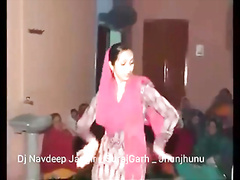 Haryanvi Bhabhi Dancing - Movies. video2porn2