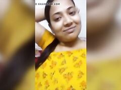 bhabhi housewife stripping for lover