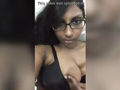 Tamil wife nude selfie