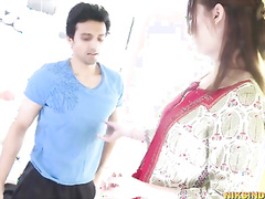 Horny Tamil HOUSEWIFE bhabhi ass fuck sex with tenant