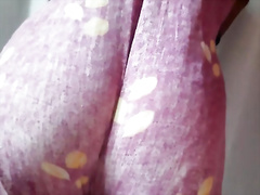 Desi Sex பக்கத்து வீட்டு சூத்து ஆட்டும் காமசின்ன பொண்ணு